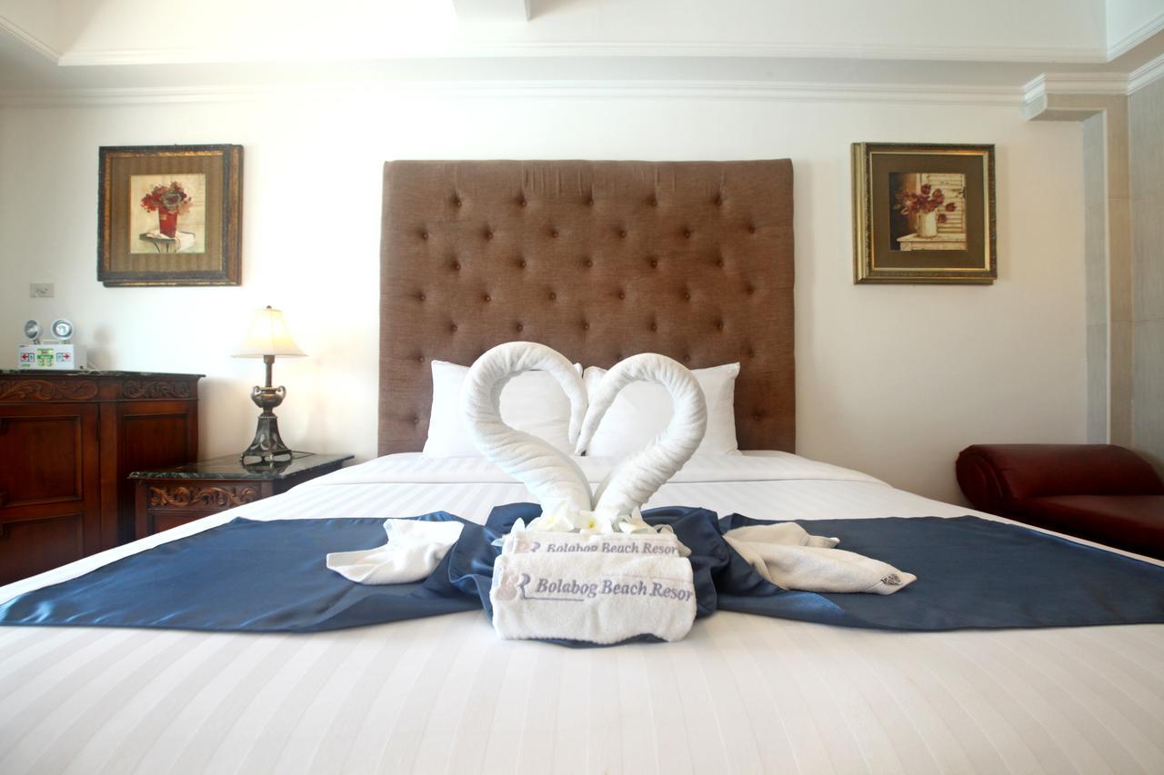 Bolabog Beach Resort Balabag  Rum bild